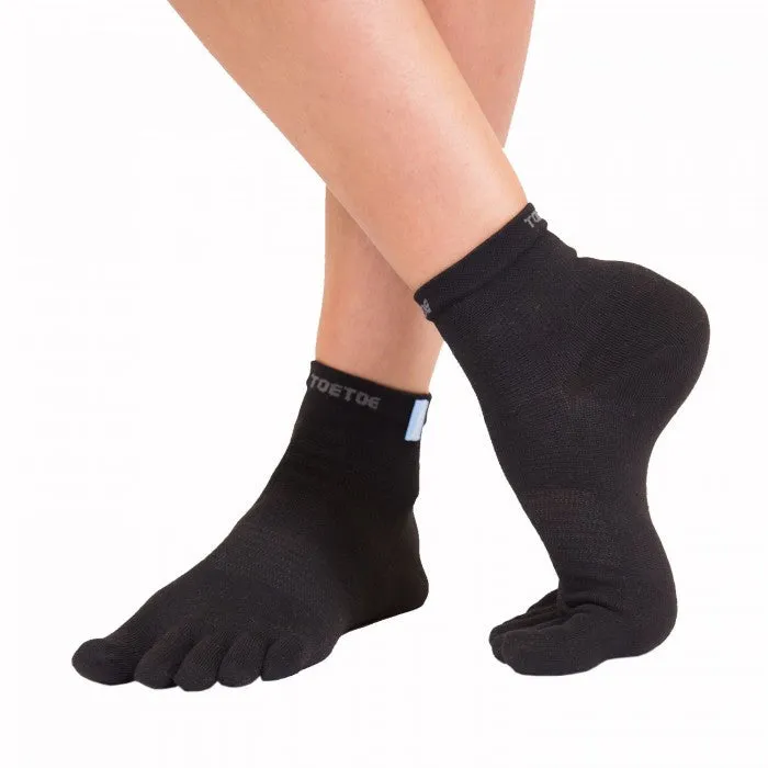 ToeToe Outdoor Liner Socks OVER Ankle