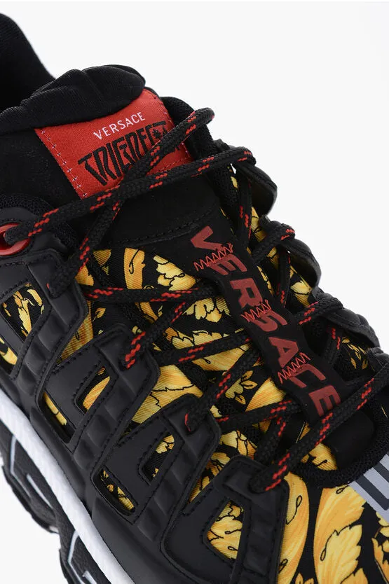 Versace Low-Top TRIGRECA Sneakers With Iconic Print